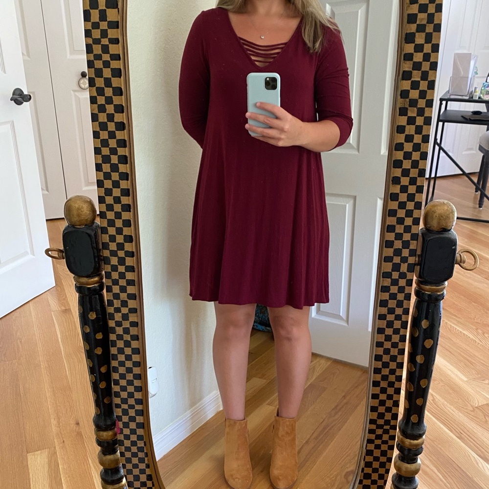 Maroon quarter sleeve dress